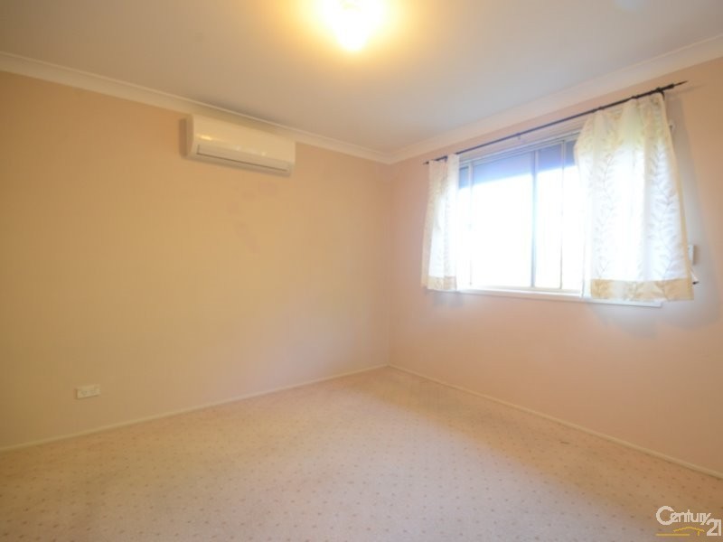 2/99A Bungaree Road, Toongabbie NSW 2146