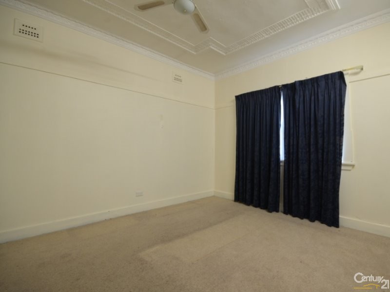 22 Joyner Street, Westmead NSW 2145