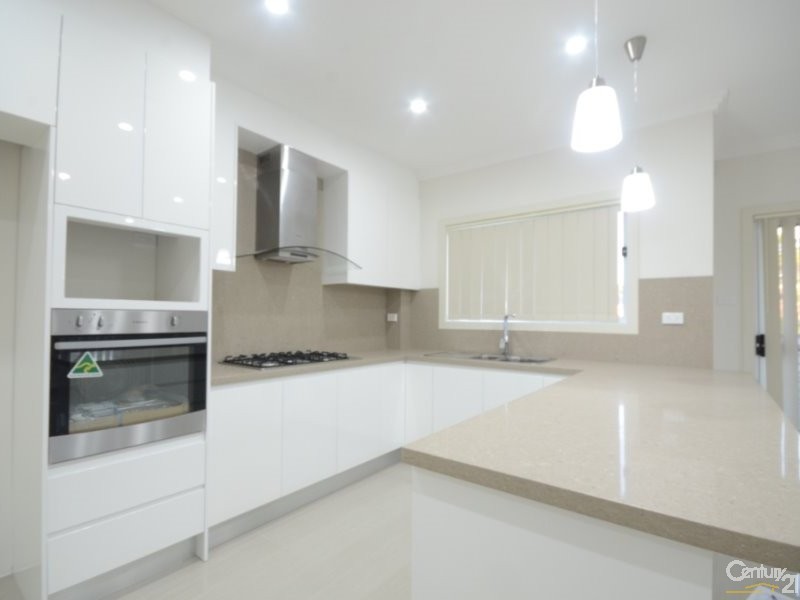 18 Warman Street, Pendle Hill NSW 2145