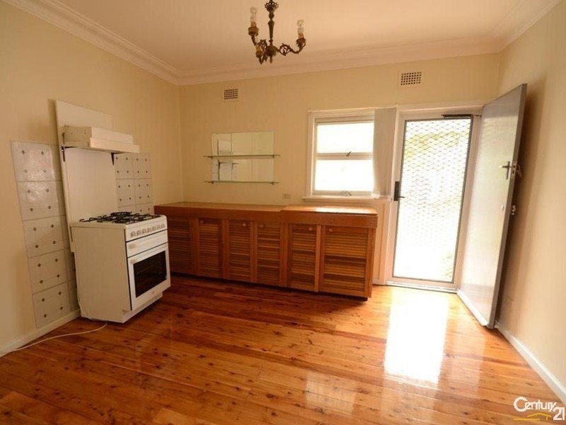 7 Hopkins Street, Wentworthville NSW 2145
