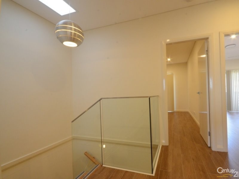 30 Chelmsford Road, South Wentworthville NSW 2145