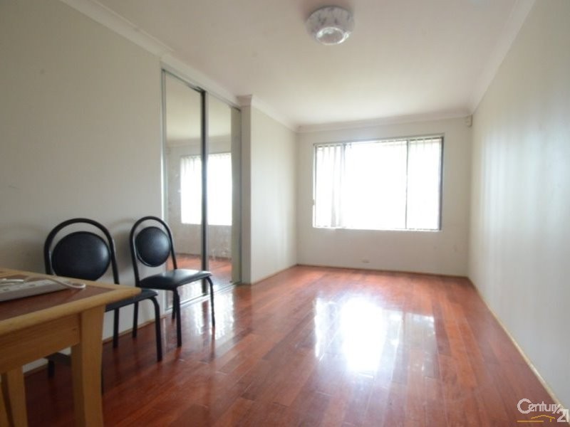 23 Joyner Street, Westmead NSW 2145