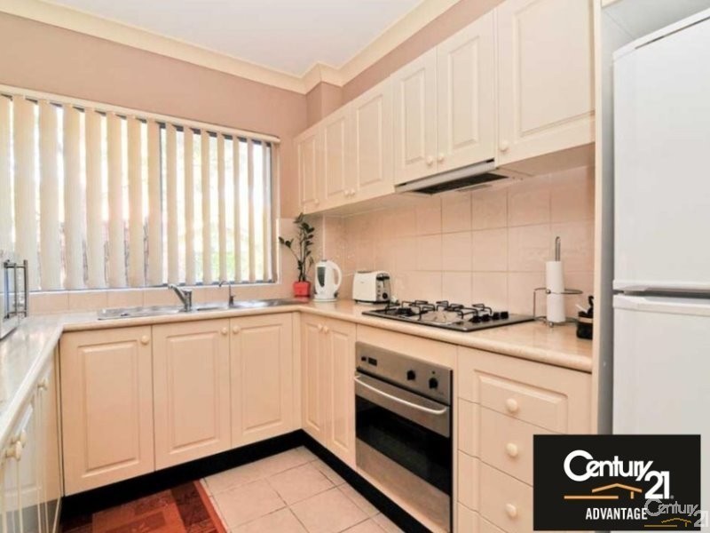 18/70-72 Stapleton Street, Pendle Hill NSW 2145