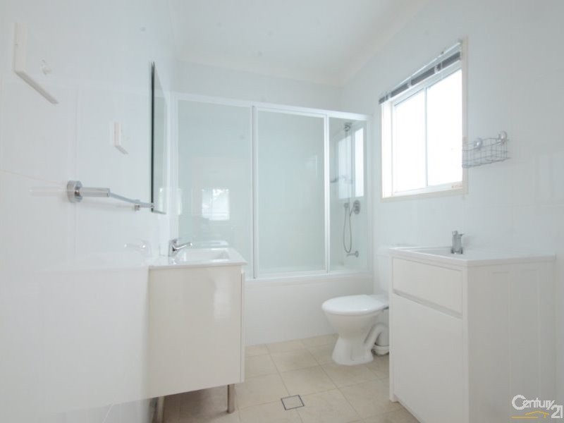 27A May Street, Constitution Hill NSW 2145