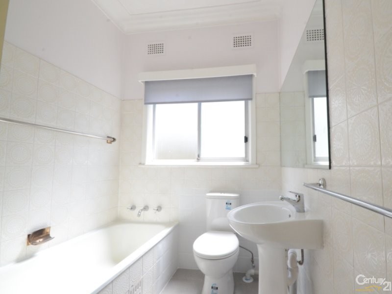 51 Sturdee Street, Wentworthville NSW 2145