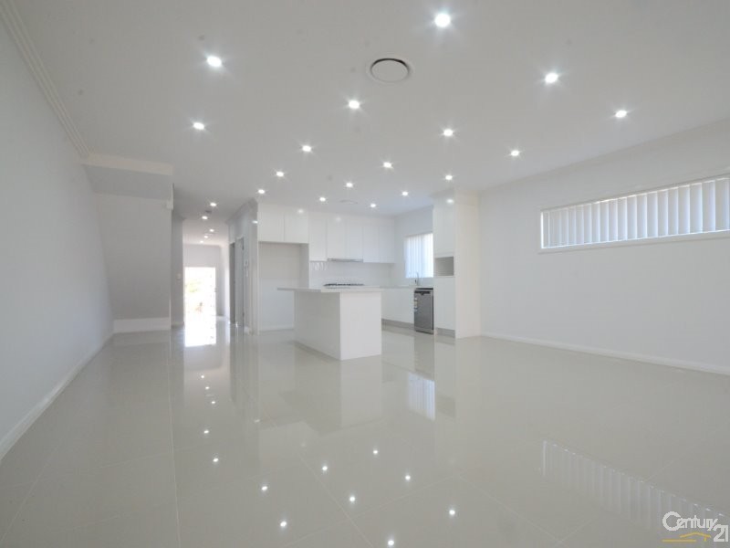 27B Wolseley Street, Fairfield NSW 2165