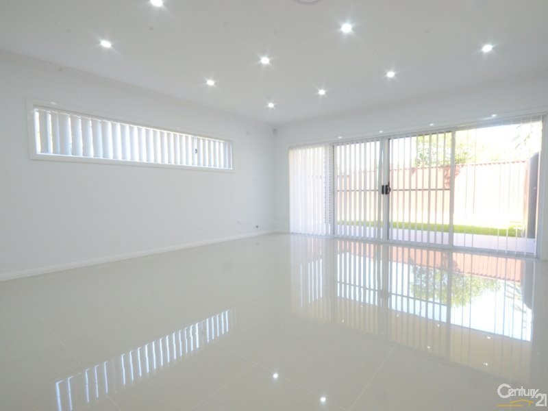 27B Wolseley Street, Fairfield NSW 2165