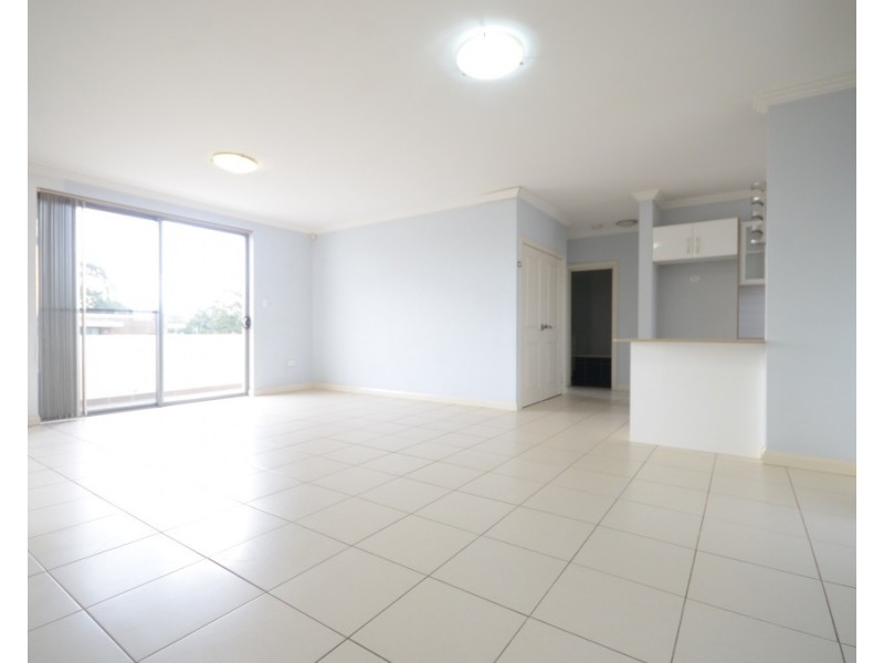 14/12-14 Darcy Road, Westmead NSW 2145