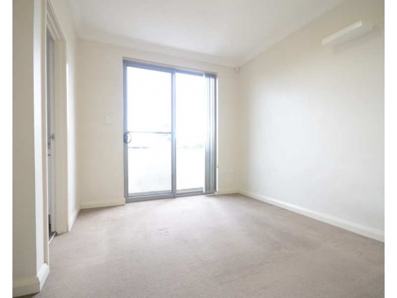 14/12-14 Darcy Road, Westmead NSW 2145