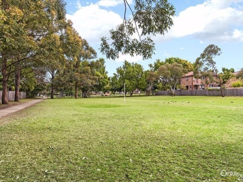 26 Austral Avenue, Westmead NSW 2145