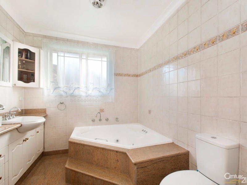 12A Roland Avenue, Liverpool NSW 2170