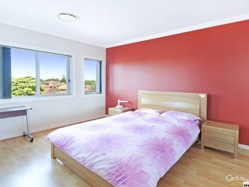 33 Panorama, Kingsgrove NSW 2208