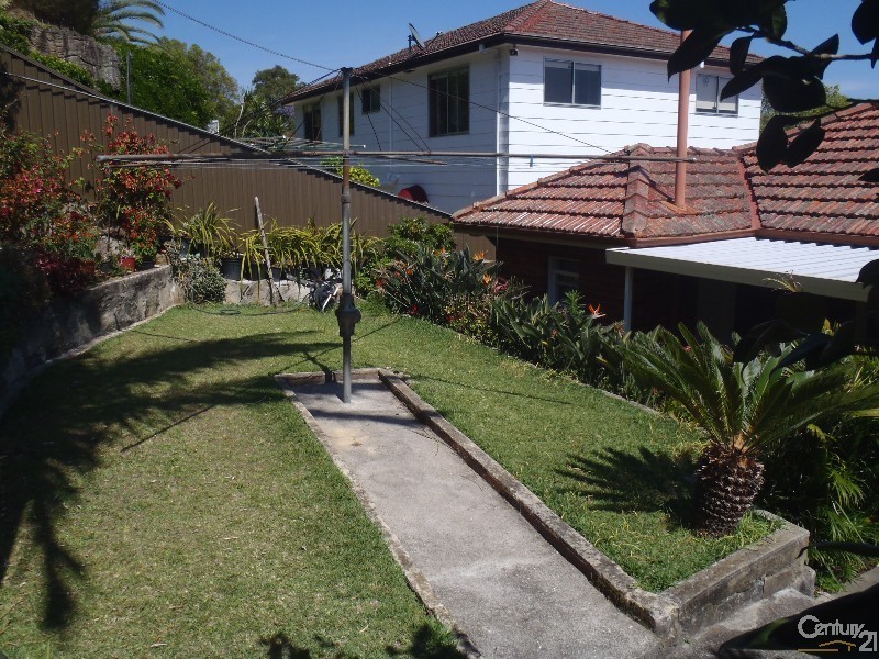 105 Slade Road, Bardwell Park NSW 2207