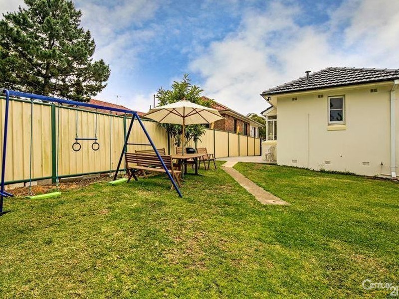 65 Vicliffe Street, Campsie NSW 2194