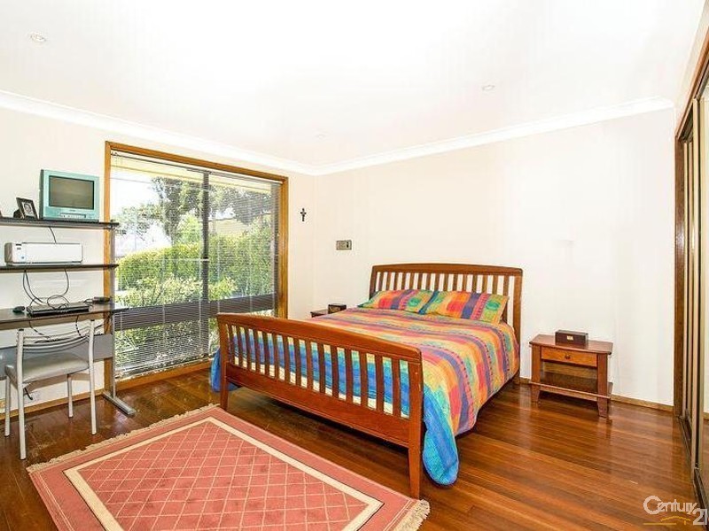 34 Flinders Road, Earlwood NSW 2206