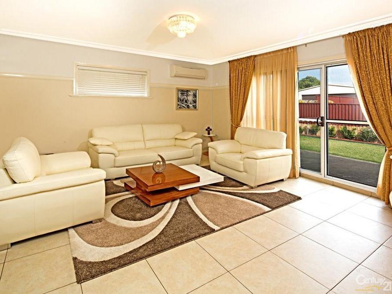 2/54 Avoca Street, Yagoona NSW 2199