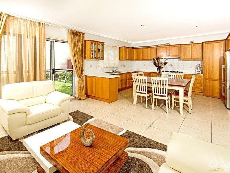 2/54 Avoca Street, Yagoona NSW 2199