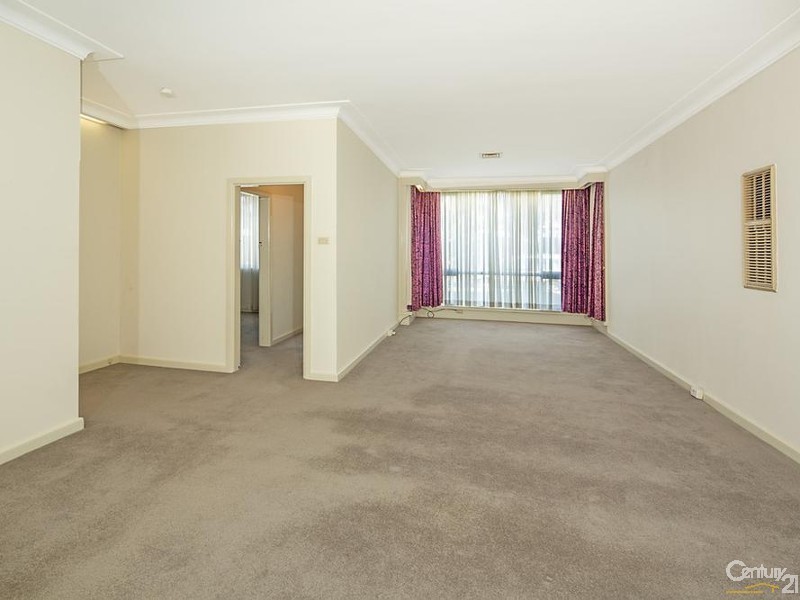 7 Kingsgrove Avenue, Kingsgrove NSW 2208