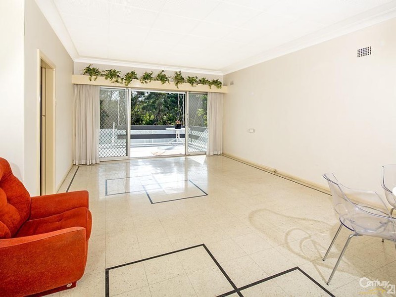 7 Kingsgrove Avenue, Kingsgrove NSW 2208