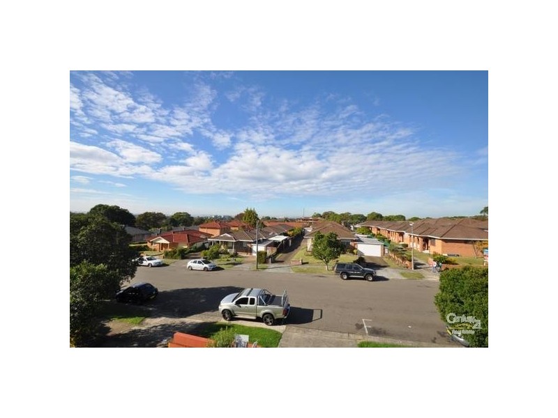 4/16 Monomeeth Street, Bexley NSW 2207