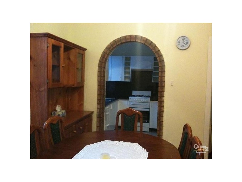 16 Hillcrest Street, Tempe NSW 2044