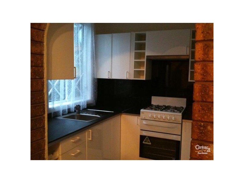 16 Hillcrest Street, Tempe NSW 2044