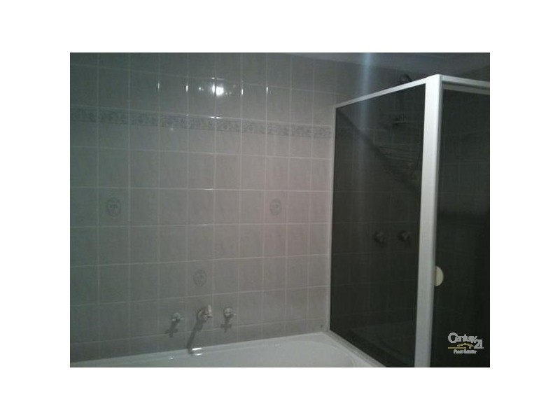 16 Hillcrest Street, Tempe NSW 2044