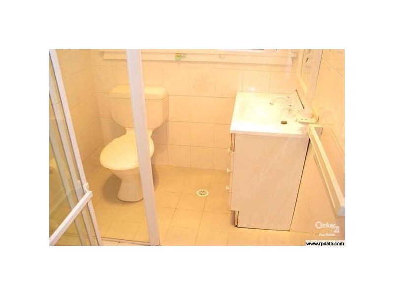 6 Kingsgrove Avenue, Kingsgrove NSW 2208