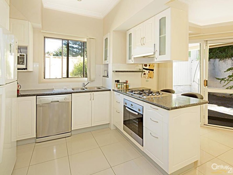 5 Station Street, Tempe NSW 2044