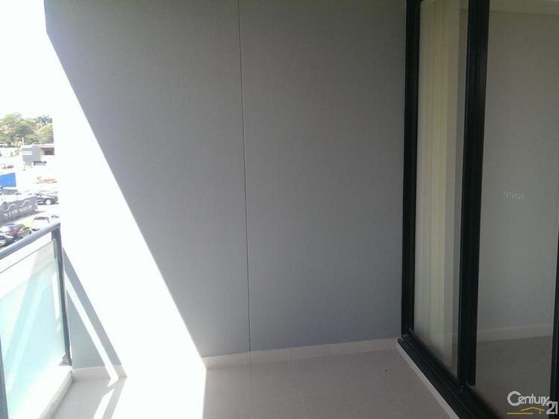 215/8 Sunbeam Street, Clemton Park NSW 2206