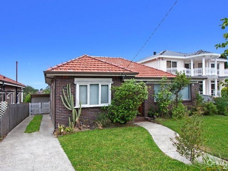 14 Fleurs Avenue, Earlwood NSW 2206