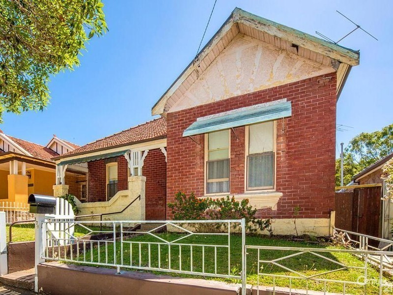 170 Queen Victoria Street, Bexley NSW 2207