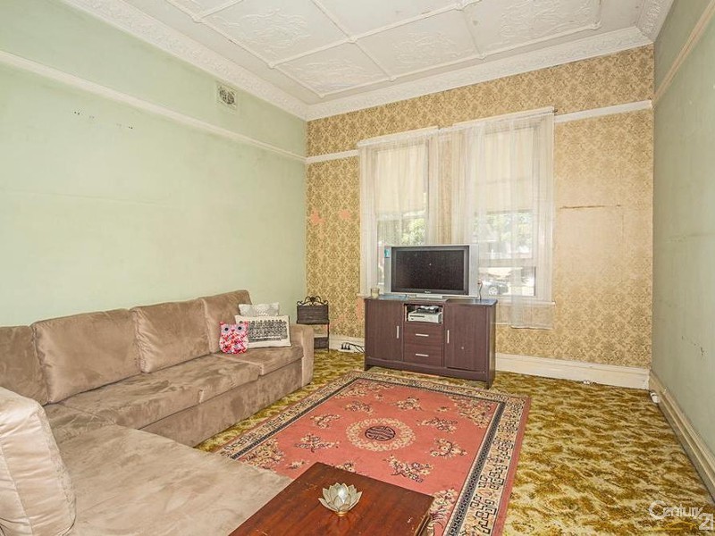 170 Queen Victoria Street, Bexley NSW 2207