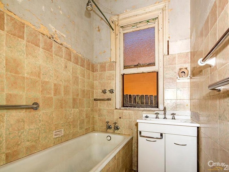 170 Queen Victoria Street, Bexley NSW 2207