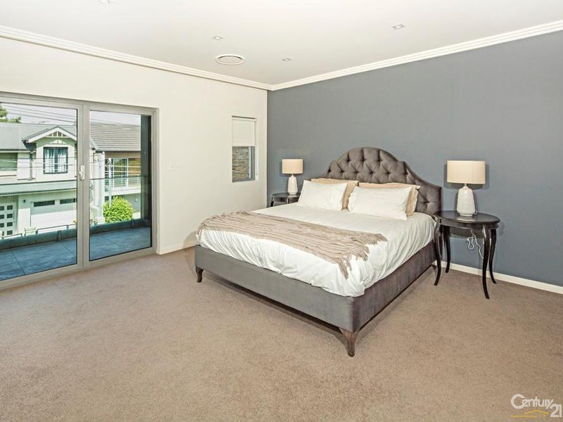 13 Alfred Street, St Peters NSW 2044