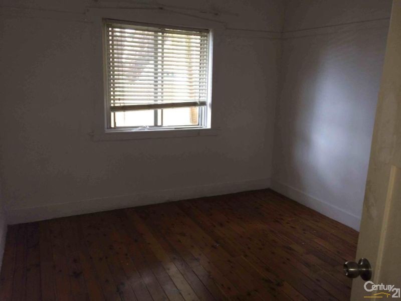 31 Tavistock Road, South Hurstville NSW 2221