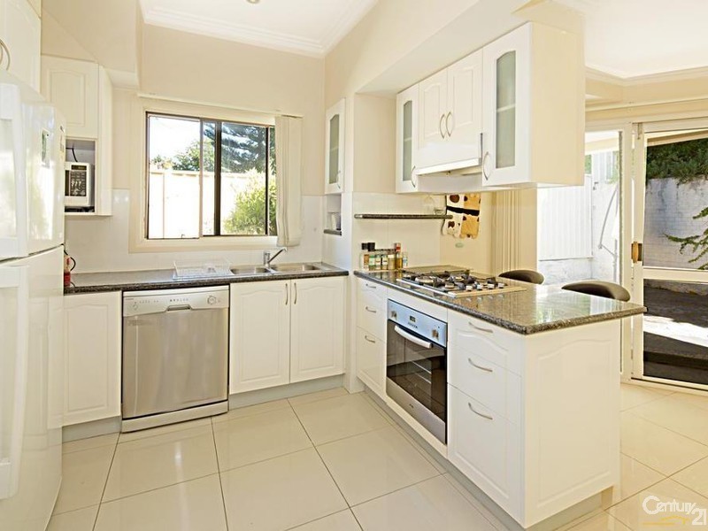 5 Station Street, Tempe NSW 2044