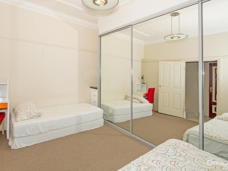 5 Station Street, Tempe NSW 2044