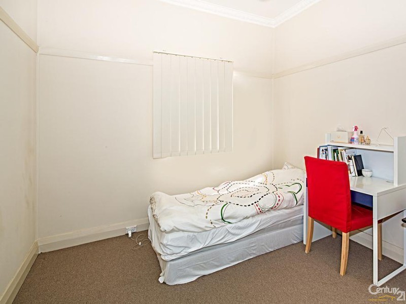 5 Station Street, Tempe NSW 2044