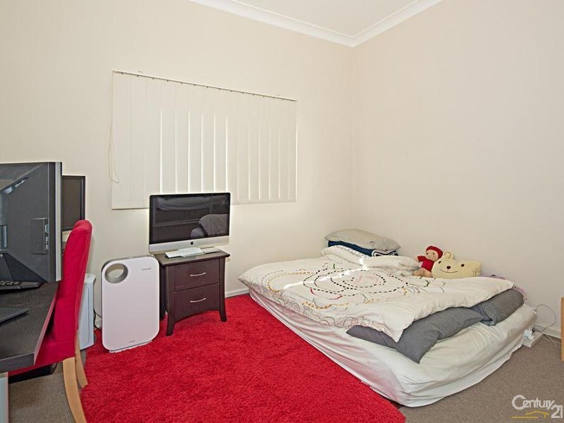 5 Station Street, Tempe NSW 2044