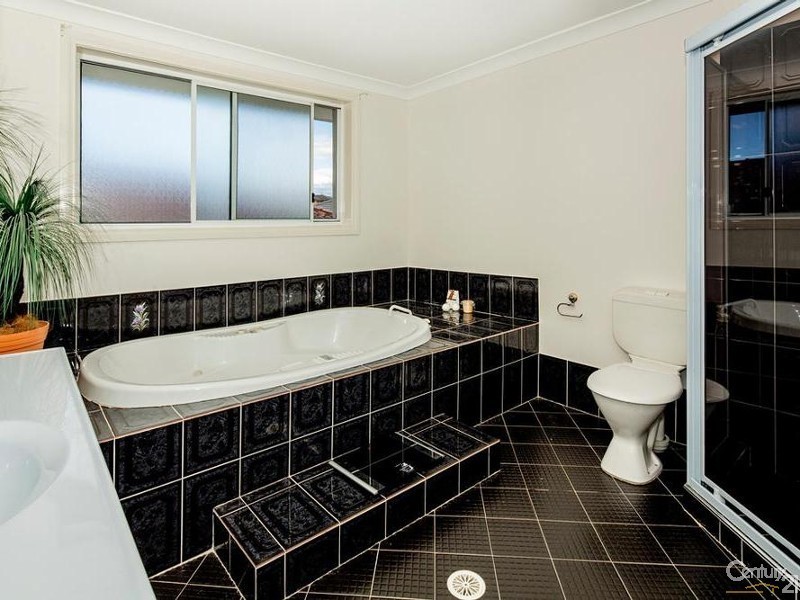 33 Northumberland Street, Bonnyrigg Heights NSW 2177