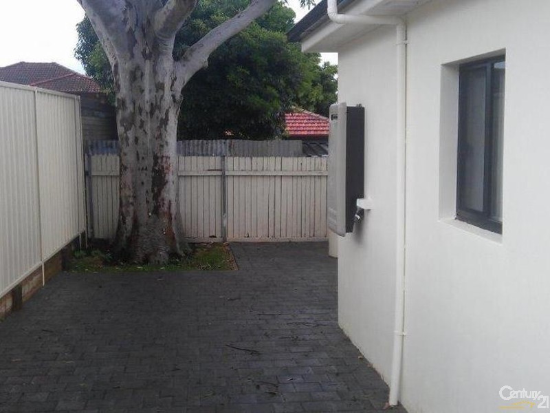 8 Vicliffe Street, Campsie NSW 2194