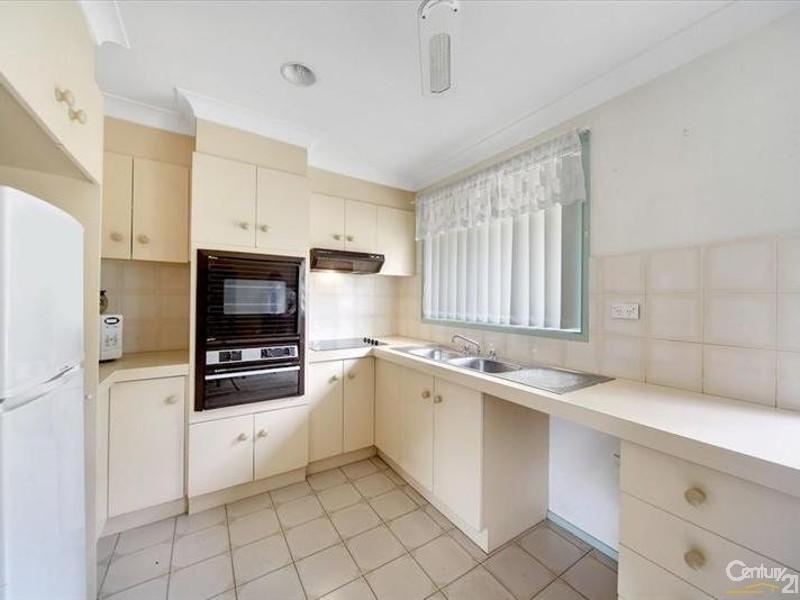 3/168-170 Cumberland Road, Ingleburn NSW 2565