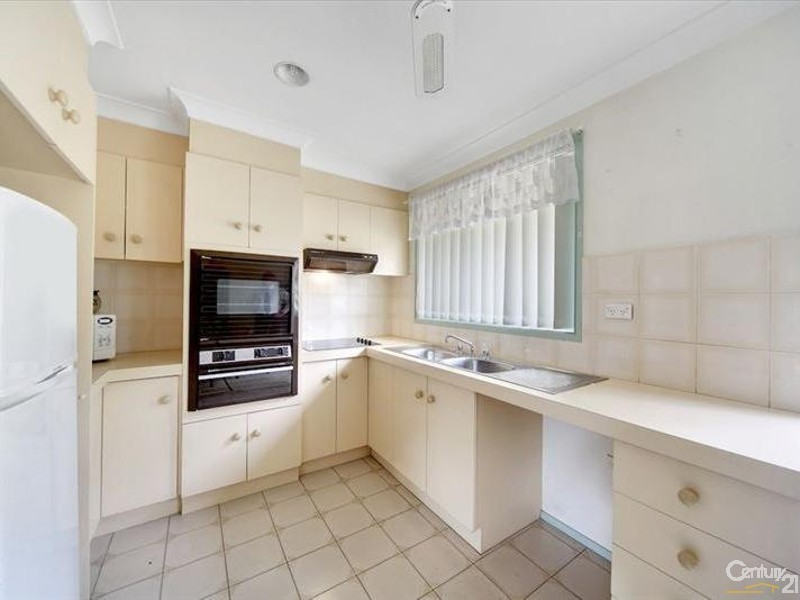 3/168-170 Cumberland Road, Ingleburn NSW 2565