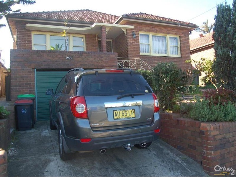 238 Bexley Road, Earlwood NSW 2206