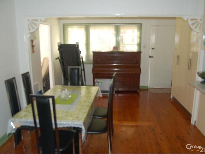 238 Bexley Road, Earlwood NSW 2206