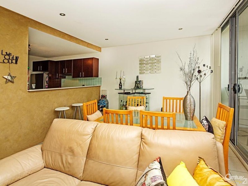 12/12 Bathurst Street, Liverpool NSW 2170