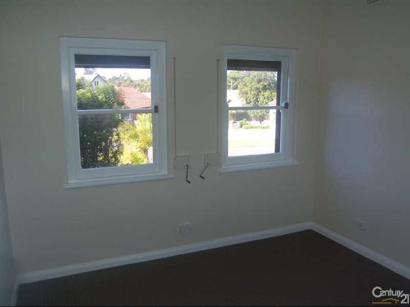 5 Flatrock Road, Kingsgrove NSW 2208