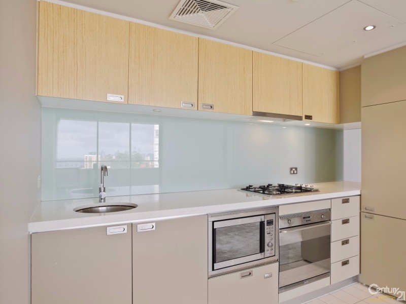 E708/599 Pacific Highway, St Leonards NSW 2065