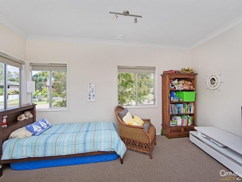 137 Lakedge Avenue, Berkeley Vale NSW 2261